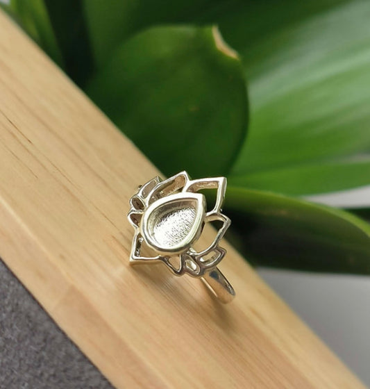 Lotus Keepsake Ring 925 Silver