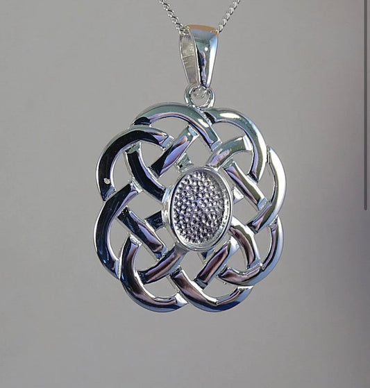 Celtic knot Style Keepsake Pendant Setting For 8x6 Stone