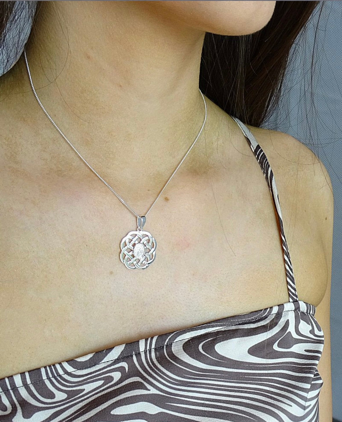 Celtic knot Style Keepsake Pendant Setting For 8x6 Stone