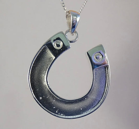 Silver Horse Shoe Keepsake Pendant